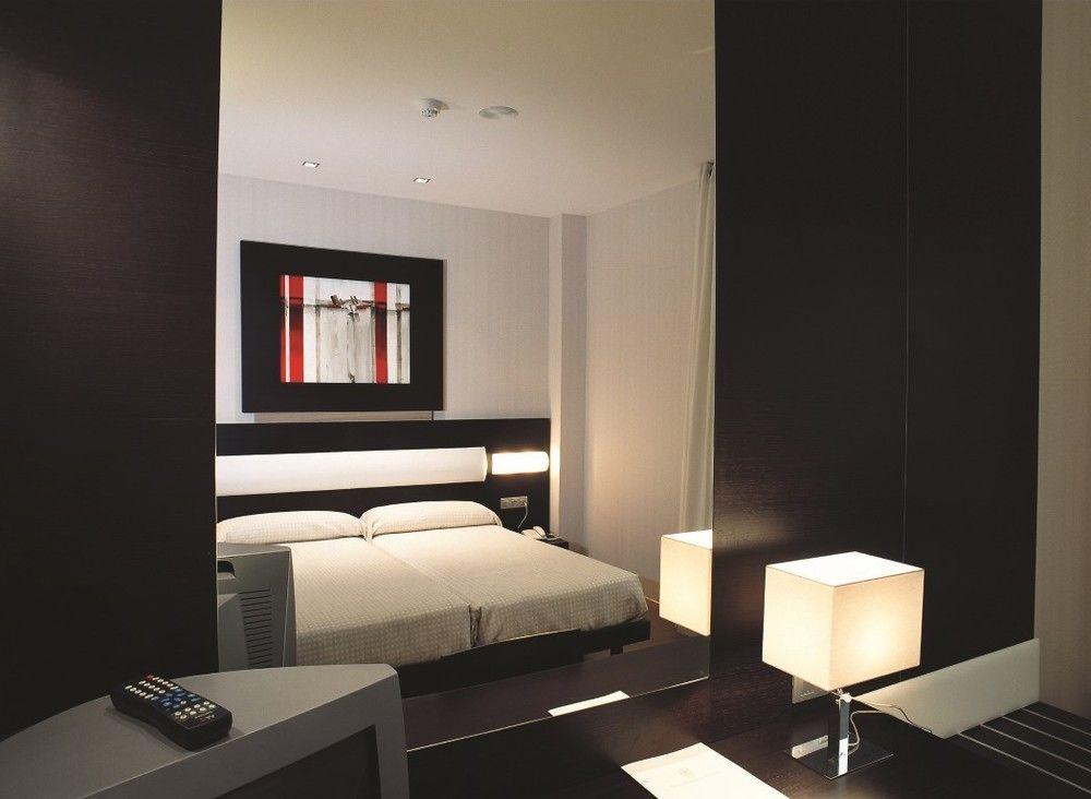Oca Palacio De La Llorea & Hotel 4*